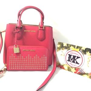 NWT MICHAEL KORS SMALL PINK ADELE SET!